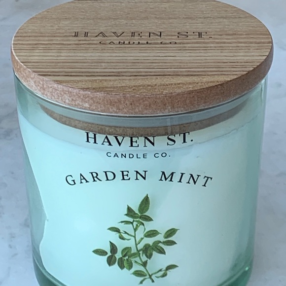 HAVEN STREET CANDLE GARDEN MINT RICHLY SCENTED - Picture 2 of 3